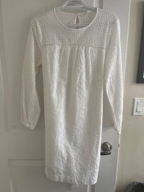 GAP White Eyelet Long Sleeve Shift Dress